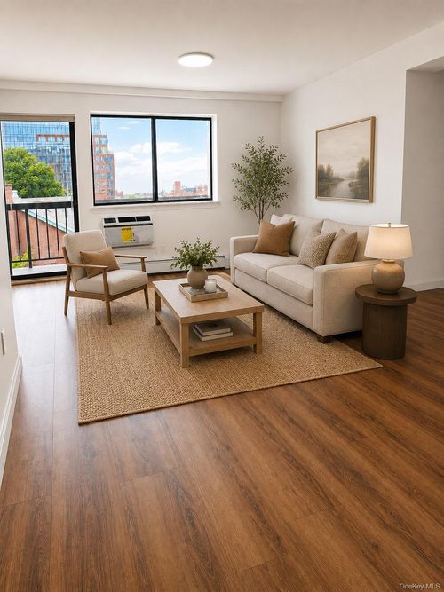 3h-13675 37th Ave, Flushing, NY, 11354-4127 | Card Image