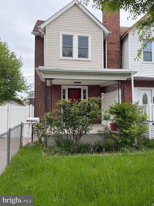 825 Rhawn St, PHILADELPHIA, PA, 19111-2522 | Card Image