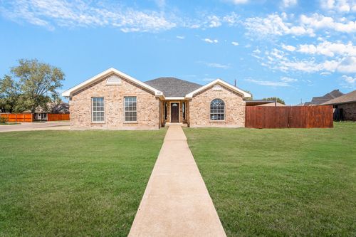 712 Billups Cir, Van Alstyne, TX, 75495-3385 | Card Image