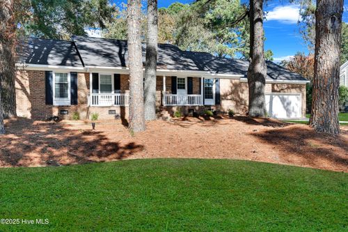 220 Beth St, Greenville, NC, 27858-8606 | Card Image