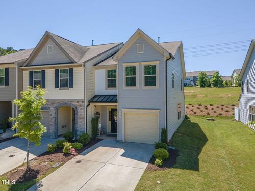 79 Hawkstone Dr, Clayton, NC, 27527-6702 | Card Image