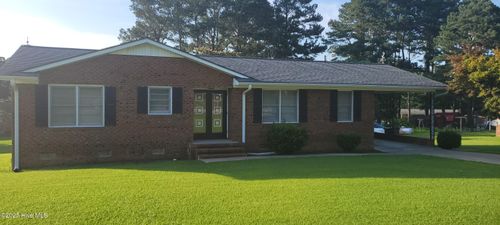 102 Carver Dr, Snow Hill, NC, 28580-1302 | Card Image