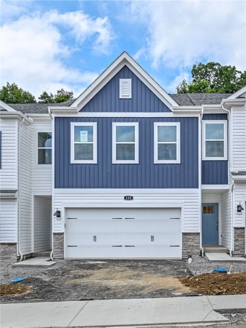 125 Scotland Ln, Harmony, PA, 16037-7802 | Card Image