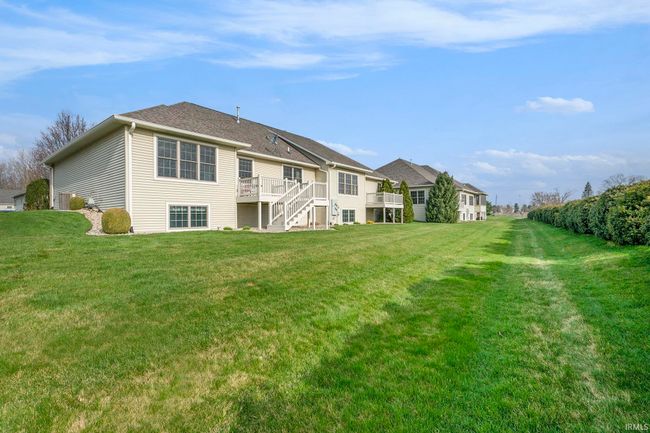 122 River Park Dr, Condo with 3 bedrooms, 3 bathrooms and null parking in Middlebury IN | Image 36