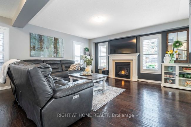 172 Birkhall Pl, House other with 4 bedrooms, 4 bathrooms and 2 parking in Barrie ON | Image 7