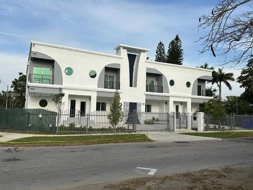 2-3300 Nw 19th Ave, Miami, FL, 33142-5444 | Card Image