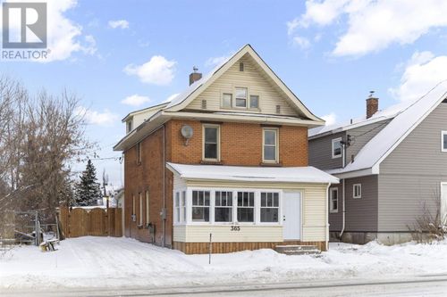 365 Bruce St, Sault Ste. Marie, ON, P6B1R1 | Card Image