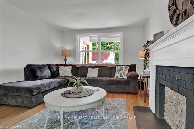 137 Hillendale Ave, House other with 3 bedrooms, 2 bathrooms and 5 parking in Kingston ON | Image 16