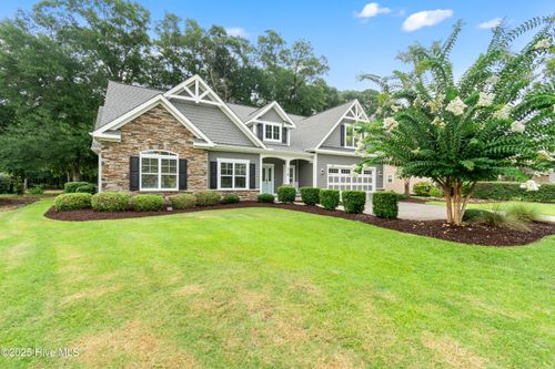 916 Oyster Pointe Dr, Sunset Beach, NC, 28468-4310 | Card Image