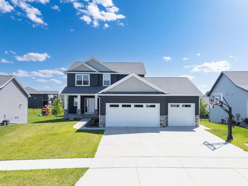 855 Towne Dr Ne, Byron, MN, 55920-3003 | Card Image