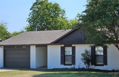 6916 Chapman Drive, House other with 3 bedrooms, 2 bathrooms and null parking in North Richland Hills TX | Image 1