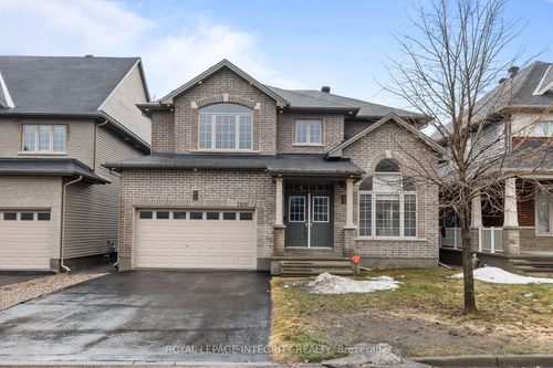 789 Fiddlehead St, Gloucester, ON, K1T0N2 | Card Image