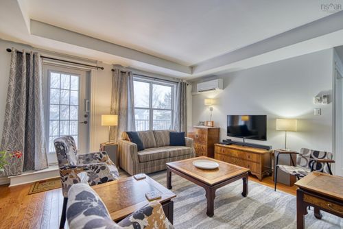 476 Main St, Mahone Bay, NS, B0J2E0 | Card Image