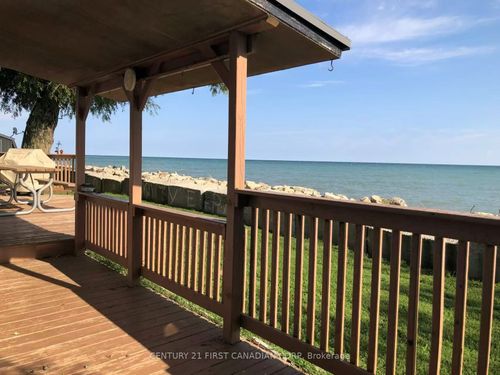 18008 Erie Shore Dr, Blenheim, ON, N0P1A0 | Card Image