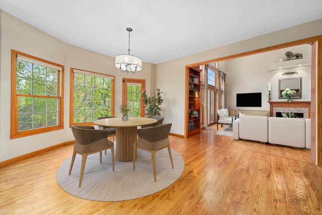 17 Arrowwood Dr, House other with 5 bedrooms, 5 bathrooms and 3 parking in Hawthorn Woods IL | Image 11