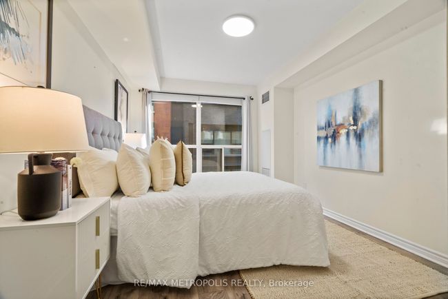 623 - 270 Wellington St W, Condo with 2 bedrooms, 1 bathrooms and null parking in Toronto ON | Image 15