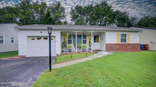 48 Northumberland Dr, Toms River, NJ, 08757-4728 | Card Image