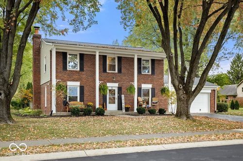 6500 Buttonwood Dr, Noblesville, IN, 46062-9149 | Card Image