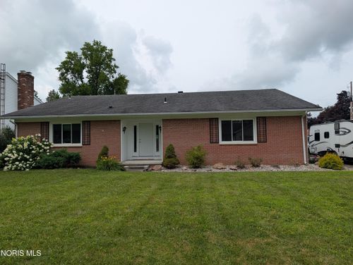 906 Fennimore St, Fremont, OH, 43420-3123 | Card Image