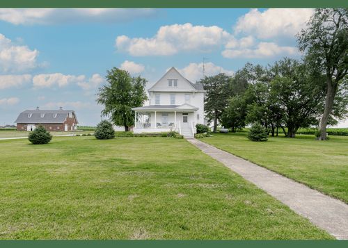 27231 E 3000 North Rd, Chenoa, IL, 61726-8976 | Card Image