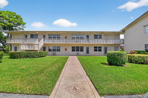 16 Waltham A, West Palm Beach, FL, 33417-6912 | Card Image
