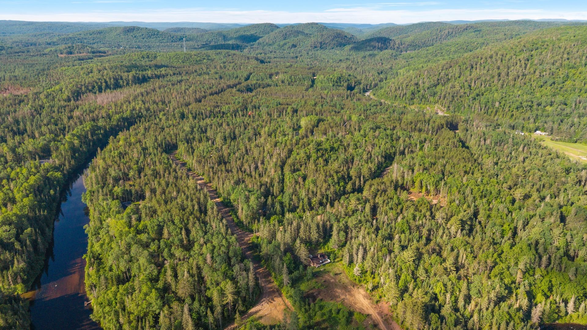 Land in Saint-Alexis-des-Monts 4