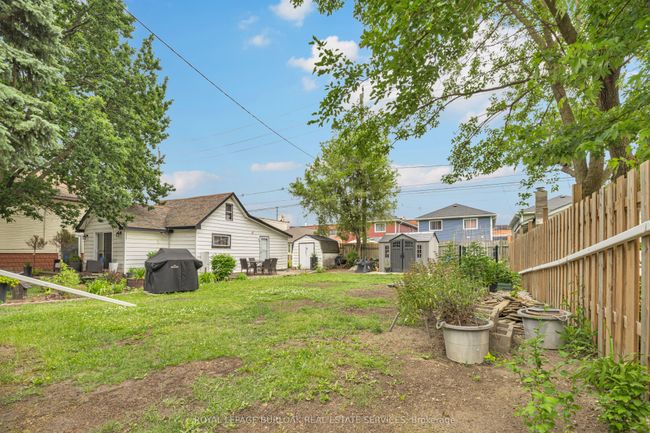 1469 Albert Rd, House other with 2 bedrooms, 1 bathrooms and 2 parking in Windsor ON | Image 25