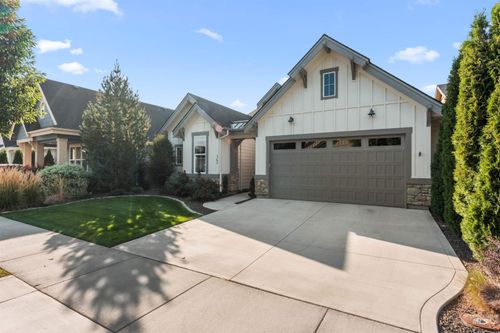 347 W Lockhart Ln, Meridian, ID, 83646-3323 | Card Image