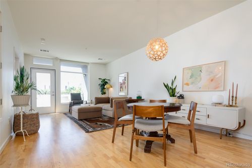 308-3101 Blake St, Denver, CO, 80205-2577 | Card Image