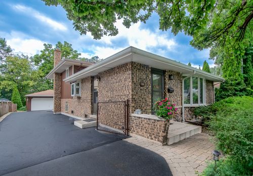 332 N West Ave, Elmhurst, IL, 60126-2126 | Card Image