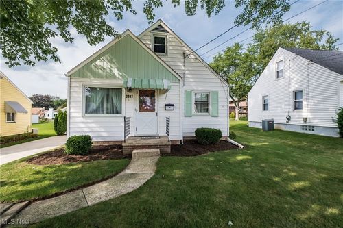 2917 21st St Nw, Canton, OH, 44708-2418 | Card Image