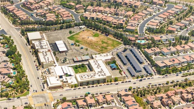 20414 W Marlow Ln, House other with 5 bedrooms, 6 bathrooms and 2 parking in Porter Ranch CA | Image 70
