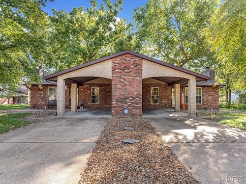 2402 College Avenue, Belleville, IL, 62221 | Card Image
