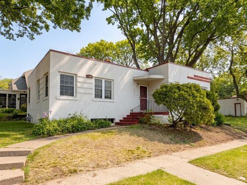 1708 Woodland Ave, Davenport, IA, 52803-3423 | Card Image