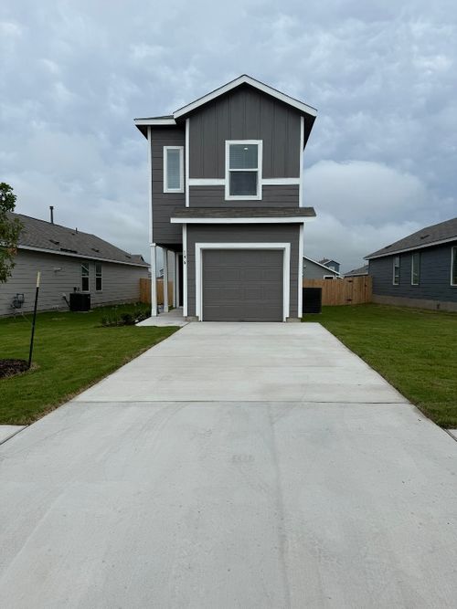 196 Ammolite Ln, Maxwell, TX, 78656-2106 | Card Image