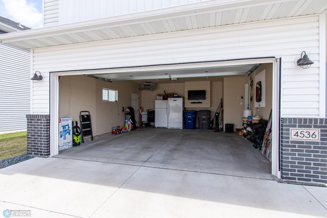 Heated Garage! | Image 55
