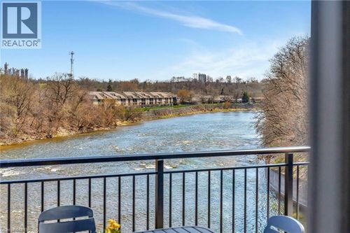 302-7 Grand River St N, Paris, ON, N3L2L9 | Card Image