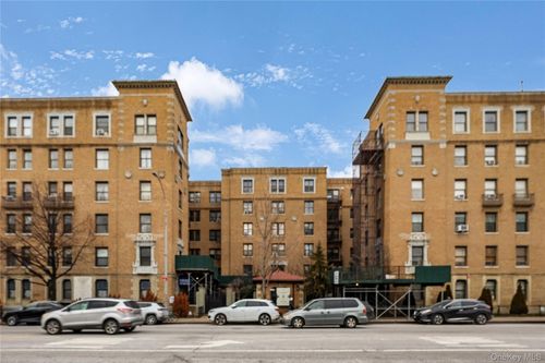 5m-14809 Northern Blvd, Flushing, NY, 11354-4309 | Card Image