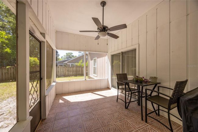 Screened back porch | Image 32