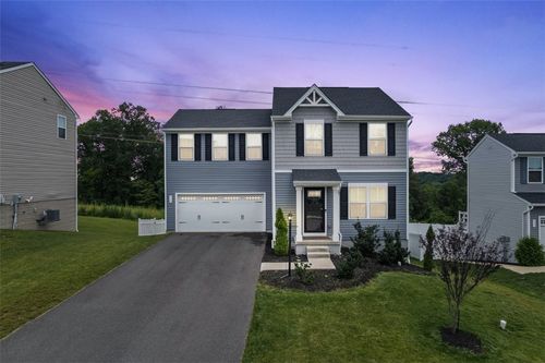315 Ruth Ct, Imperial, PA, 15126-2184 | Card Image