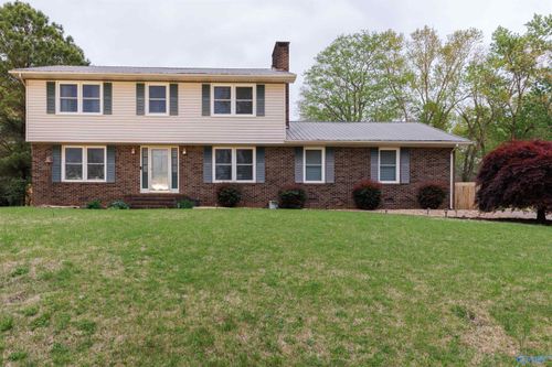 1903 Garner St, Scottsboro, AL, 35769-3932 | Card Image
