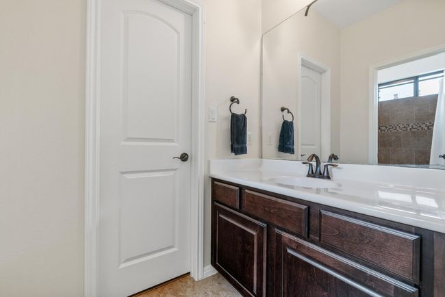 Bathroom with vanity | Image 22