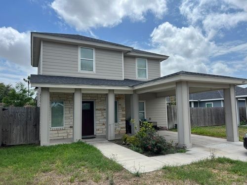 1107 E Kenedy Ave, Kingsville, TX, 78363-5864 | Card Image