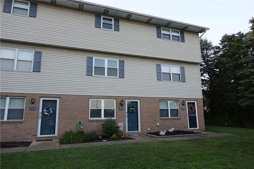 298 Bellford Ct, Cranberry Twp, PA, 16066-4425 | Card Image