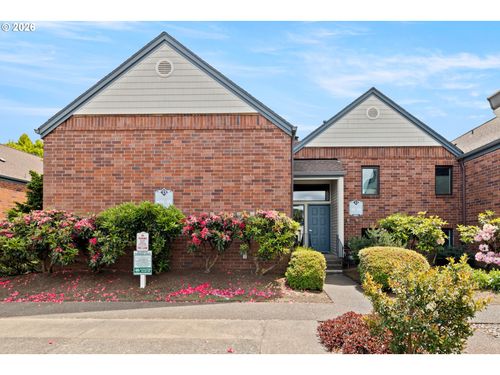 92-14811 Ne Sacramento St, Portland, OR, 97230 | Card Image