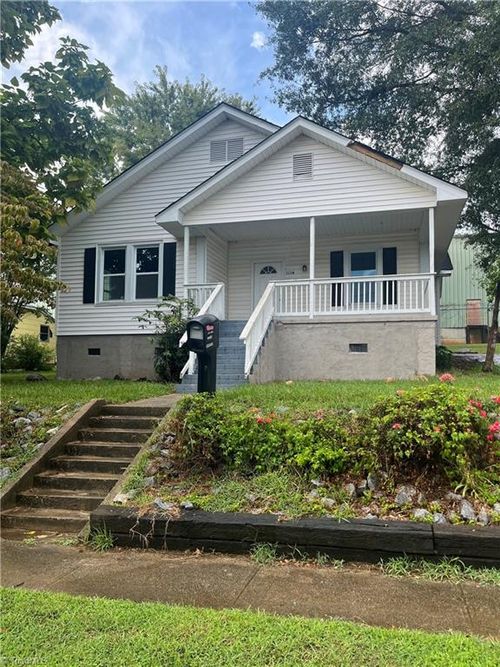 1114 W 4th Ave, Gastonia, NC, 28052-3917 | Card Image
