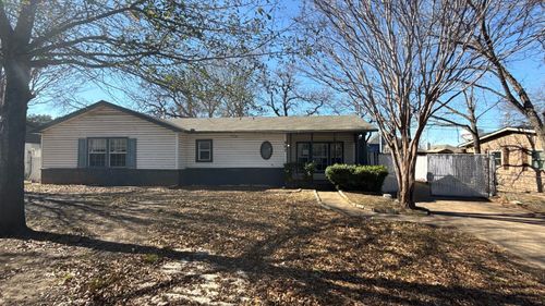 927 Powell Rd, Mesquite, TX, 75149-3828 | Card Image