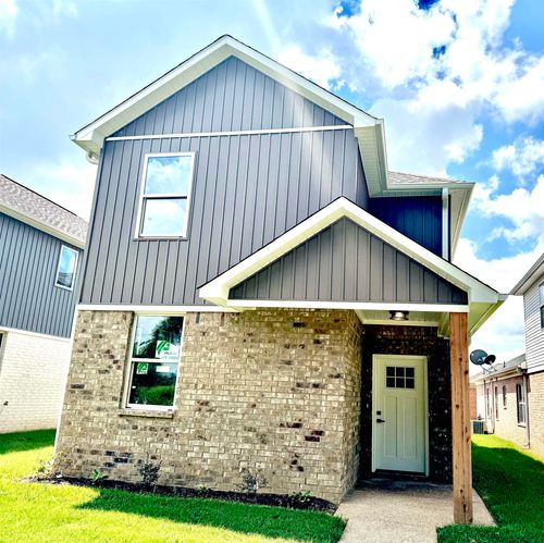 5545 Shipp Rd, Millington, TN, 38053-1518 | Card Image