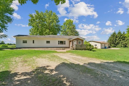 W10531 Roloff Rd, NEW LONDON, WI, 54961-9208 | Card Image