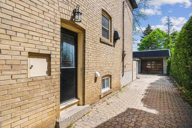 649 Masson St, House other with 3 bedrooms, 2 bathrooms and 3 parking in Oshawa ON | Image 39